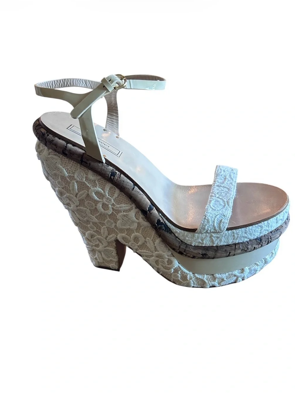 Nina Ricci NR18119 Ivory Floral Embroidered Platform Wedge Sandals Size 40 US 10